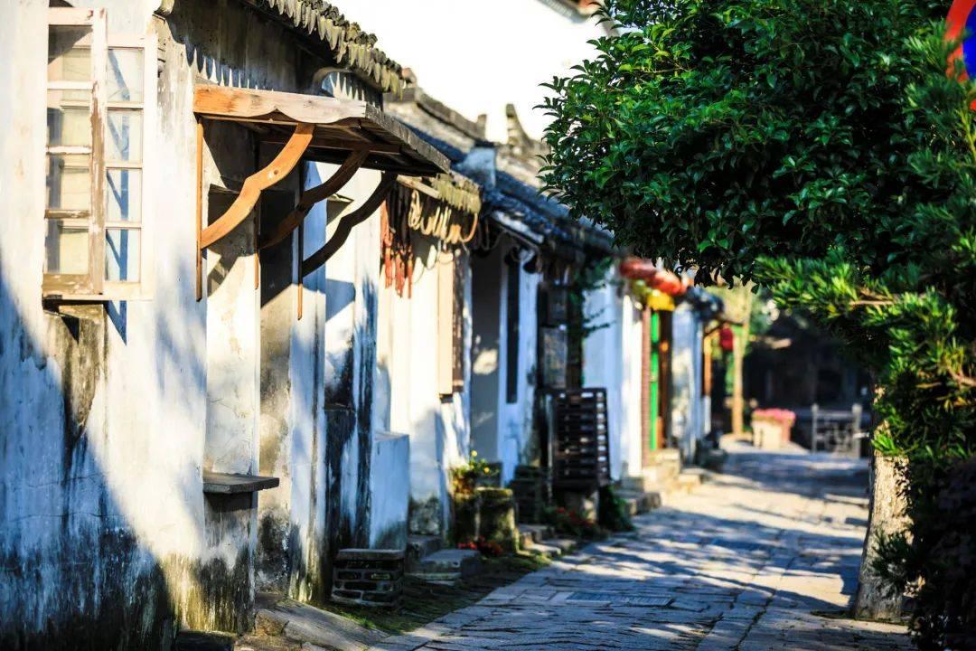 49所百余只传感器确保“年货”安全到达